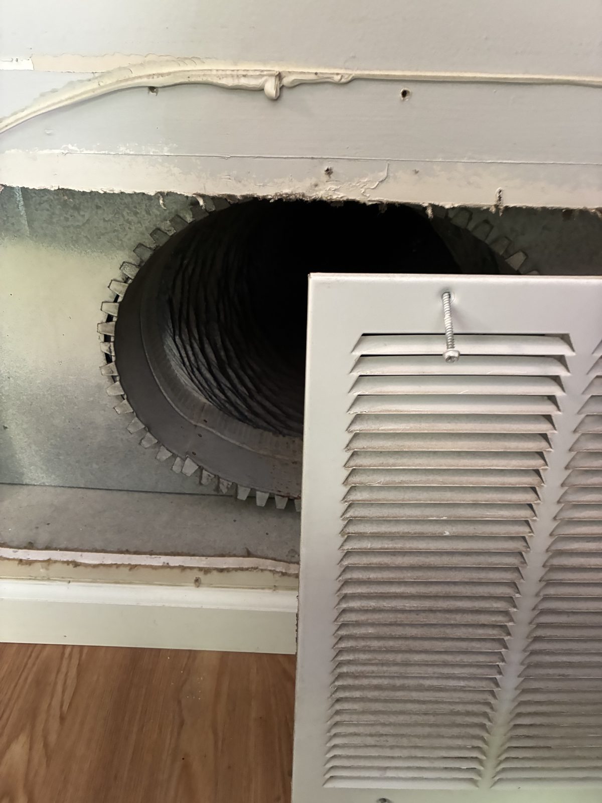 Air duct register opened for professional HVAC duct cleaning in Central NJ